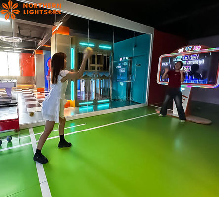 Buen precio Juego de pelota multijugador en el que los jugadores compiten entre sí golpeando objetivos en línea