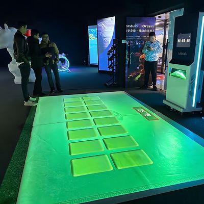 Buen precio Sistema móvil de juego de proyección de piso Máquina de proyección interactiva en línea
