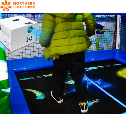 Buen precio Luces del Norte Interactivo Juego de Trampolín Interior 3500 Lumens en línea