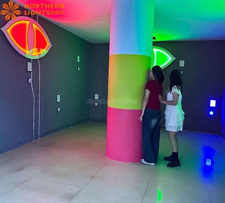 Buen precio Interactivo Ocultar Push Light Activar Juego LED Verde Rojo Equipo de trabajo Sala de juegos Ojo malo en línea