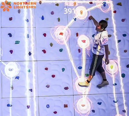 Buen precio Equipo de holograma de escalada Proyector de pantalla 3D holográfico interactivo en línea