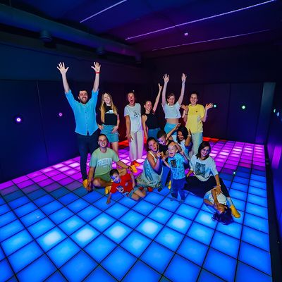 Buen precio Baño de baile LED 30x30cm Juego activo interactivo Baño de LED para juegos infantiles en línea