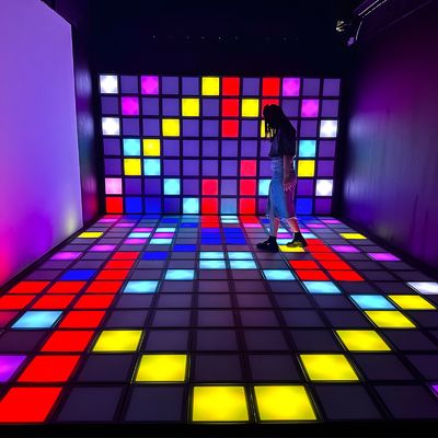 Buen precio Interactivo Conectado RGB Juego Activado LED Bailón 30 * 30cm Suministro de fábrica en línea