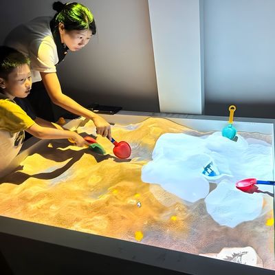 Buen precio Parque temático interactivo magia AR arena mesa caja de arena niños proyector interactivo juegos AR caja de arena patio de recreo en línea