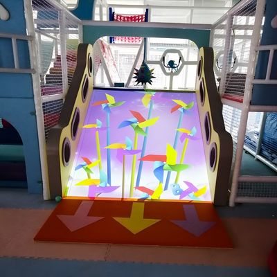 Buen precio Juegos interactivos del Parque Infantil Proyector Juego de diapositivas Proyector interactivo en línea