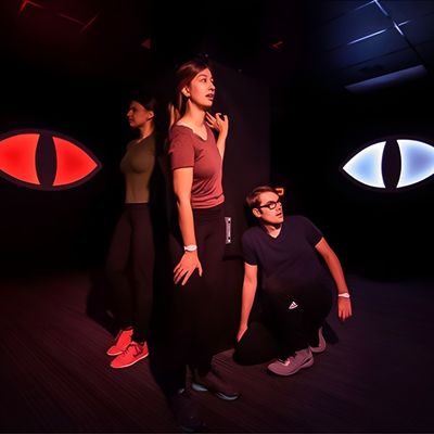 Buen precio Pared Interactiva Esconde Pulsa el botón Número de recuento Luz LED Activar el juego Ojos Malvados en línea