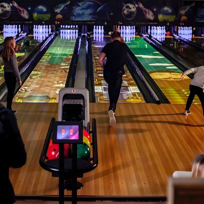 Buen precio Pinsetter de cuerdas deportivas conjunto completo máquina de bolos equipo de bolos estándar en línea