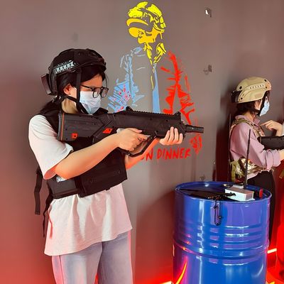 Buen precio Equipo de etiquetado con láser al aire libre Arma y chaleco multijugador Máquinas de juego de armas con etiquetado con láser en línea