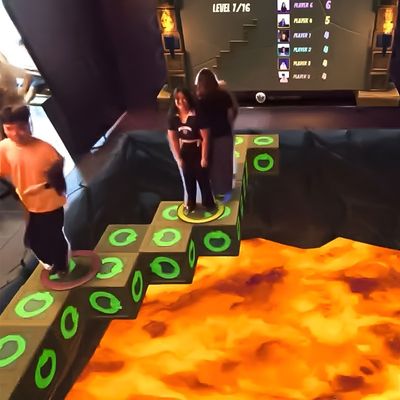Buen precio AR MR Juegos de proyección de pared en el piso Juego multijugador en el cuarto Inmersivo de lava Activar juego en línea