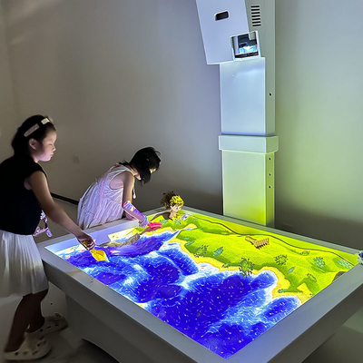 Buen precio Mesa de arena AR para niños con 5 juegos y proyector de 3600 lúmenes en línea