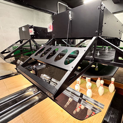 Buen precio Máquina de bolos completa con capacidad de 2000 kg y tamaño 590X240X240cm para entretenimiento en interiores en línea