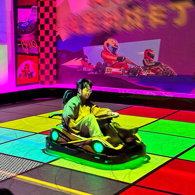 Buen precio Centro de diversión familiar Interactivo Go-Kart Juego de paseo para niños Karting eléctrico con efectos visuales inmersivos en línea