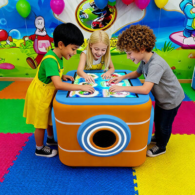calidad Mesa de juegos táctiles interactivos para niños con pantalla multi-táctil y pantalla de animación educativa para uso interior y exterior fábrica