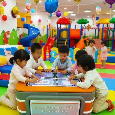 calidad 38.2" Mesa de juego interactiva para 4 jugadores con tablero multi-touch y pantalla de animación educativa fábrica