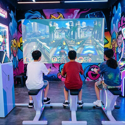 Buen precio Equipo de proyección deportiva interactivo de bicicleta de metal para interiores y exteriores, proyectando escenas de ejercicio físico en línea