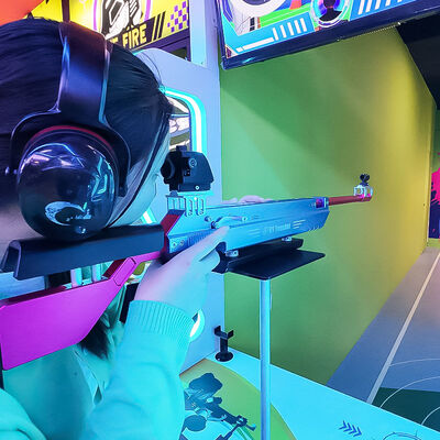 Buen precio Máquina recreativa de simulación de tiro con pistola de monedas para interiores en línea