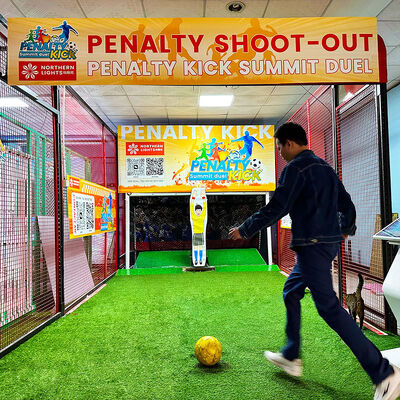 Calidad Máquina de penalización interactiva personalizable con pantalla táctil HD para 1-4 jugadores en lugares deportivos fábrica